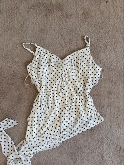 white polka dot tank top size large