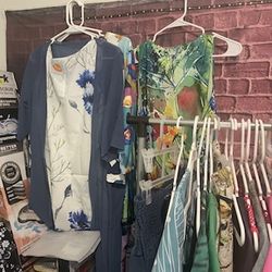 Amazon cloths Pallet