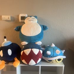 Plushies 