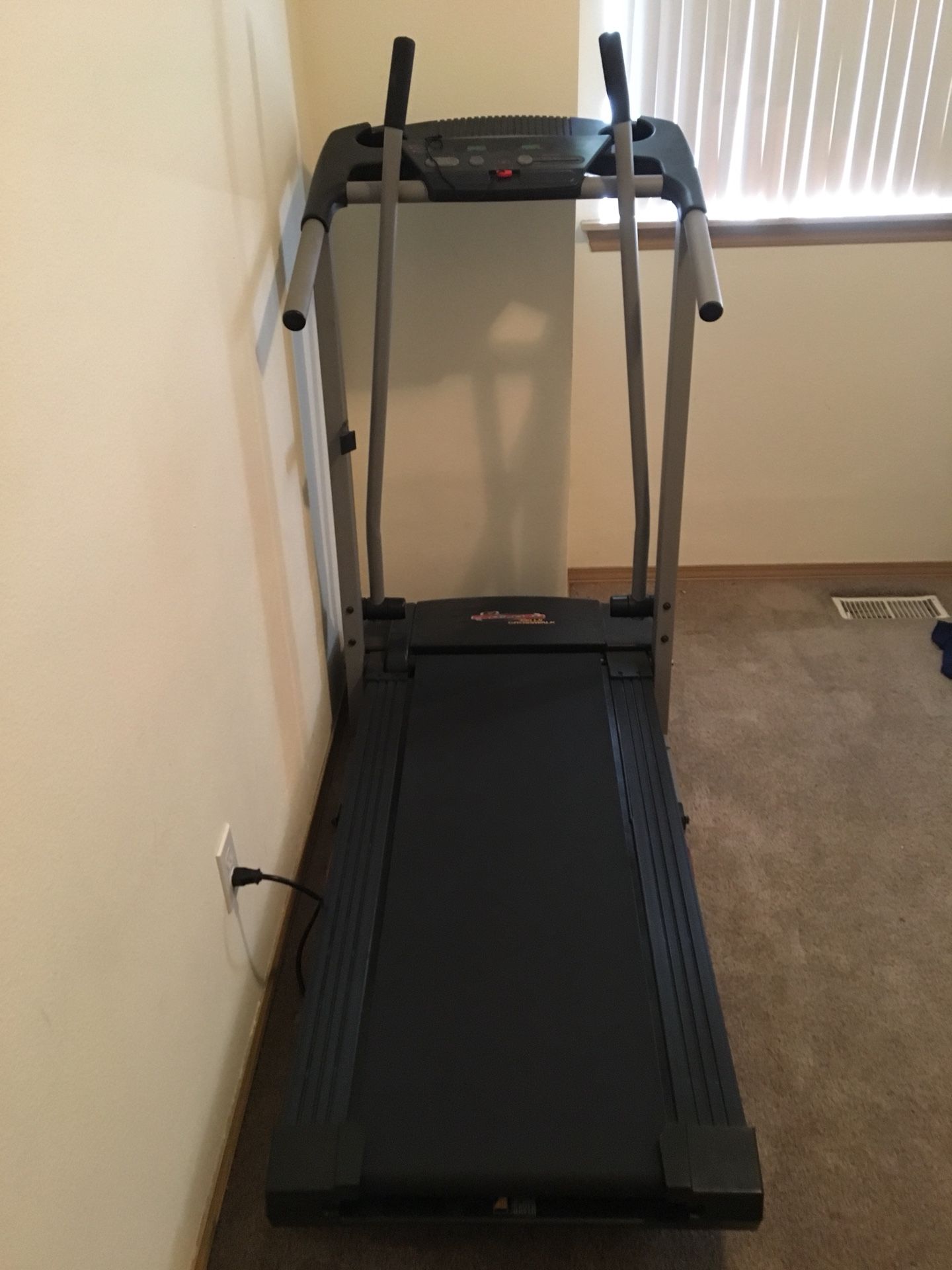 Proform 490 LS crosswalk treadmill
