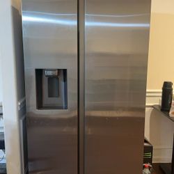 Double door freezer