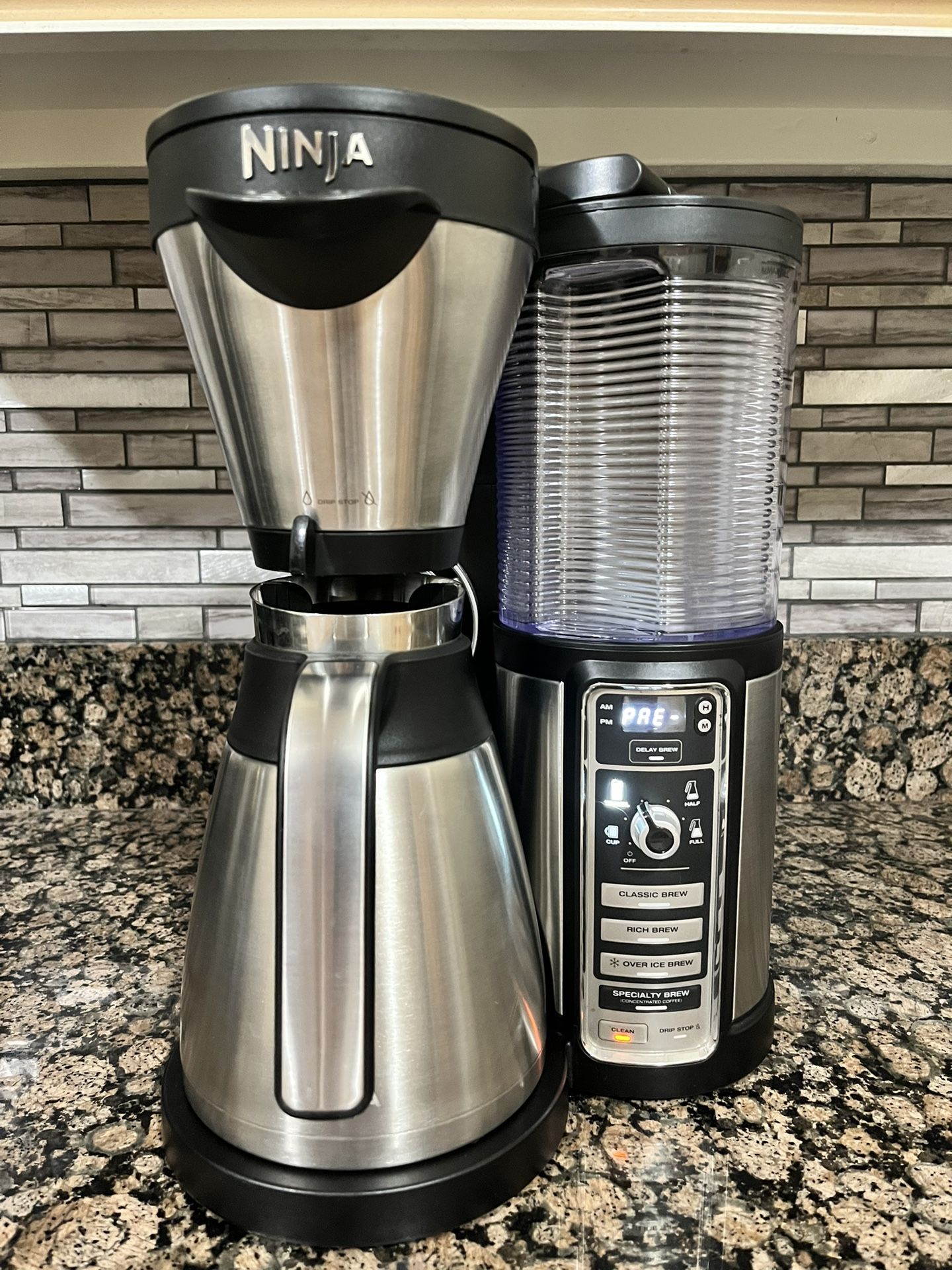 SMART PROGRAMABLE COFFEE MAKER