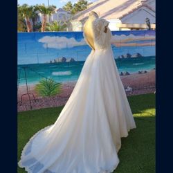 Innocent X Small With Veil!!!most Feminine & Elegant Wedding Dress!! See 6  Pics