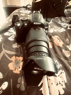 Nikon D5000 DSLR