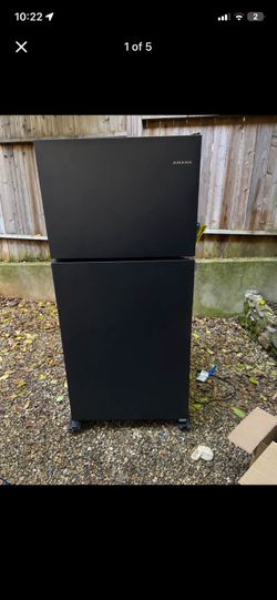 Amana Black Fridge – Shasta Lake, CA