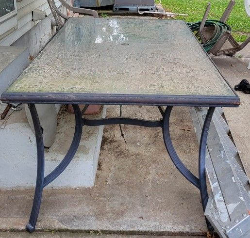 GLASS TOP TABLE
