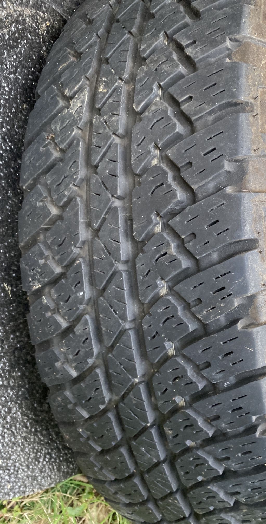 2014 Jeep Wrangler bridgestone tires- Lightly Used