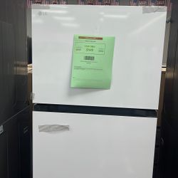 Refrigerator 28” In White New 1 Year Warranty 