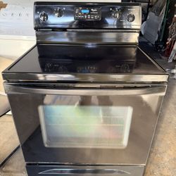 Whirlpool Stove Electric Black 