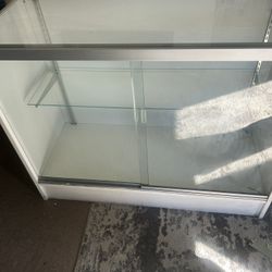 Vitrina  $80