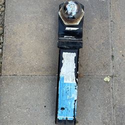 Trailer Hitch Ball Mount