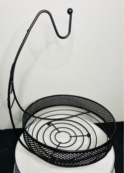 Fruit Basket with Banana Holder