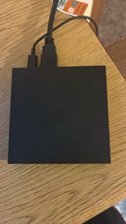 Xumo box for smart tv same as Roku or on