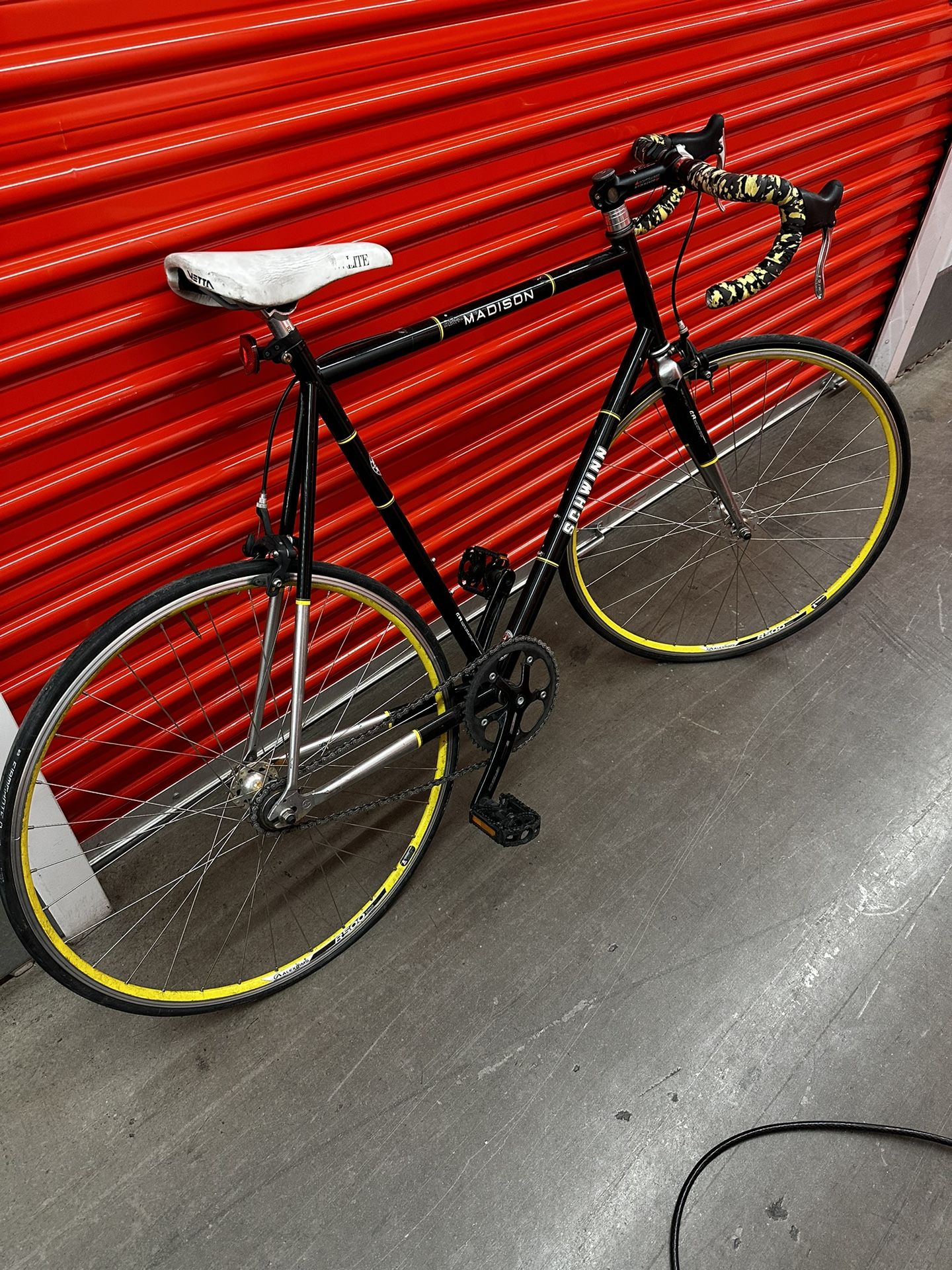 Schwinn Road Bike for Sale in Phoenix, AZ OfferUp