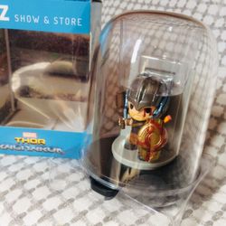 Podz Show & Store Thor Ragnarok