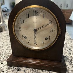 ANTIQUE CLOCK MANTEL