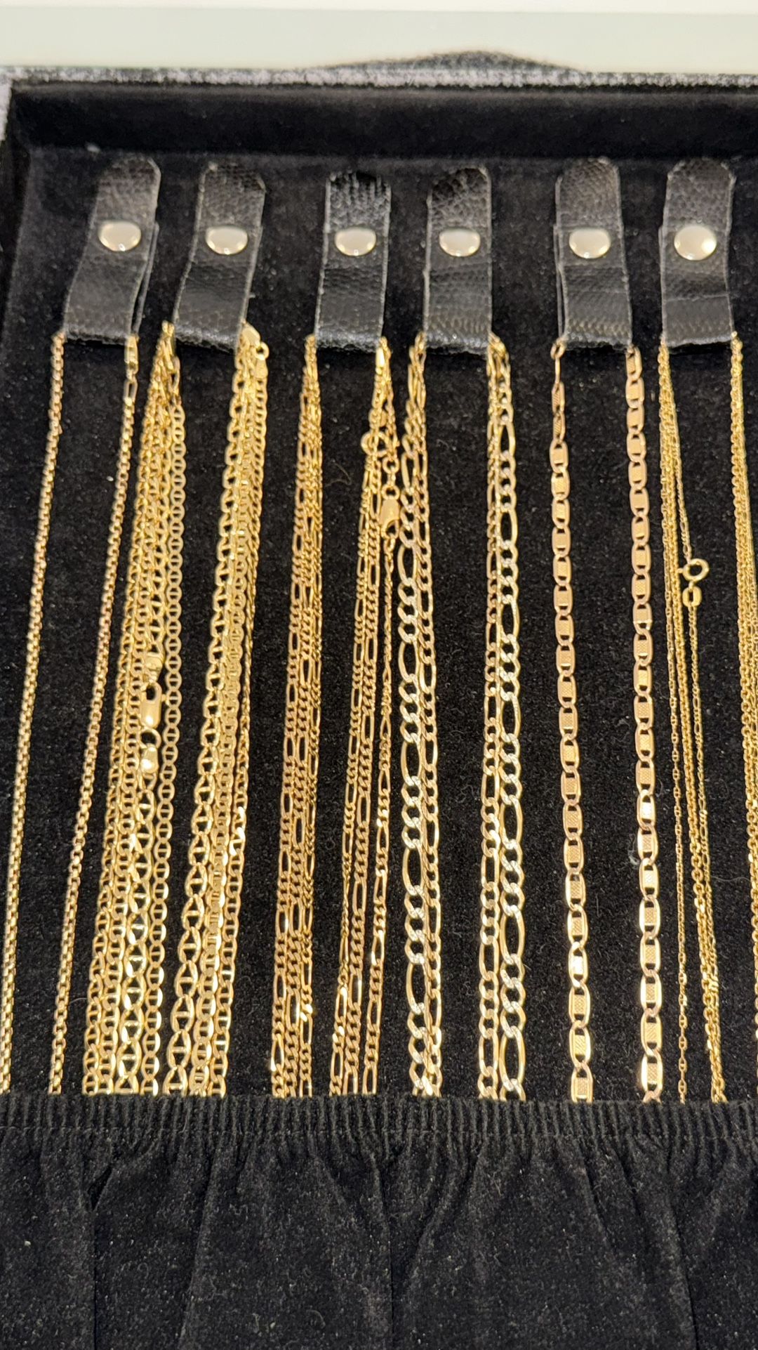 Any Chains/Bracelets/Rings/Earrings We’ve Got It, Just Ask What We Have In Stock.