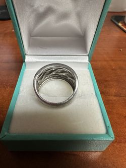 Women’s Ring 