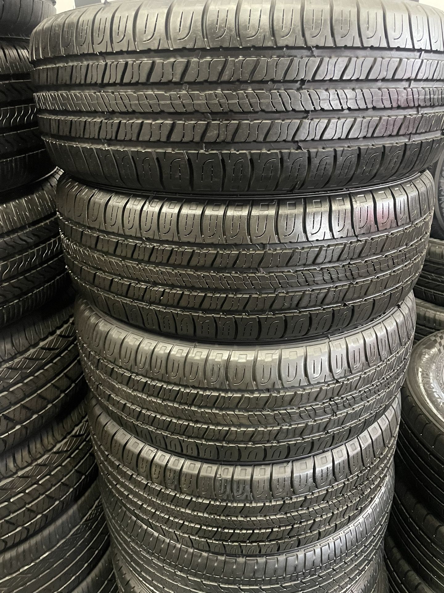 Set Of 4 Matching Tires All Season Goodyear Assurance