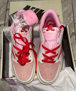 Travis Scott Jordan 1