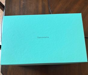 Set Of 2 Tiffany & Co Crystal Wheat Beer Pilsner Glasses 9.5” NEW in box