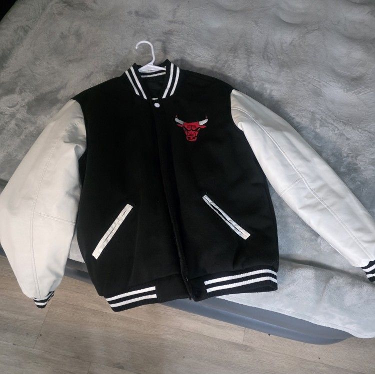 Chicago Bulls Reversible Jacket.