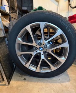 Complete set (All 4) - 20 inch BMW 2024 X5 rims excellent condition