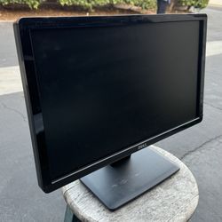 Dell 20” Inch Flatscreen LCD Computer Monitor Display - Model IN2030MC