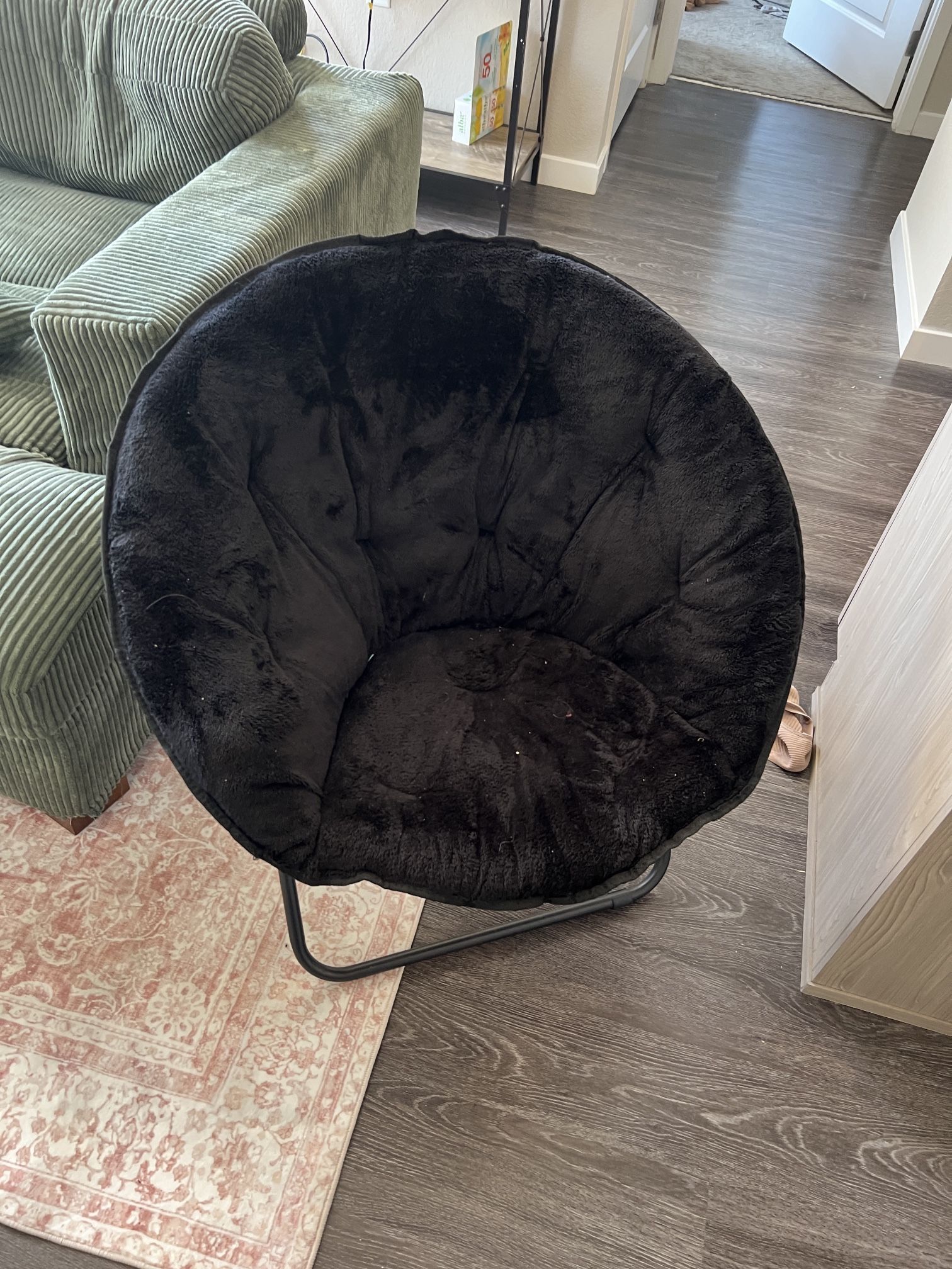 Oversized Saucer Chair Black