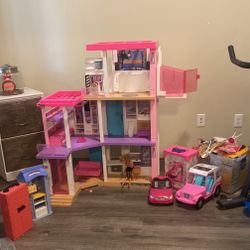 Barbie Dream House & Accessories & Cars 