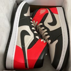 Air Jordan 1 Mid Se