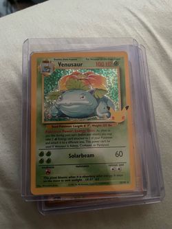 Pokemon full arts and rares.