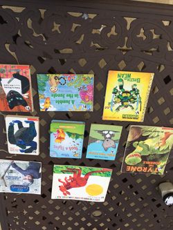 Assorted kids books
