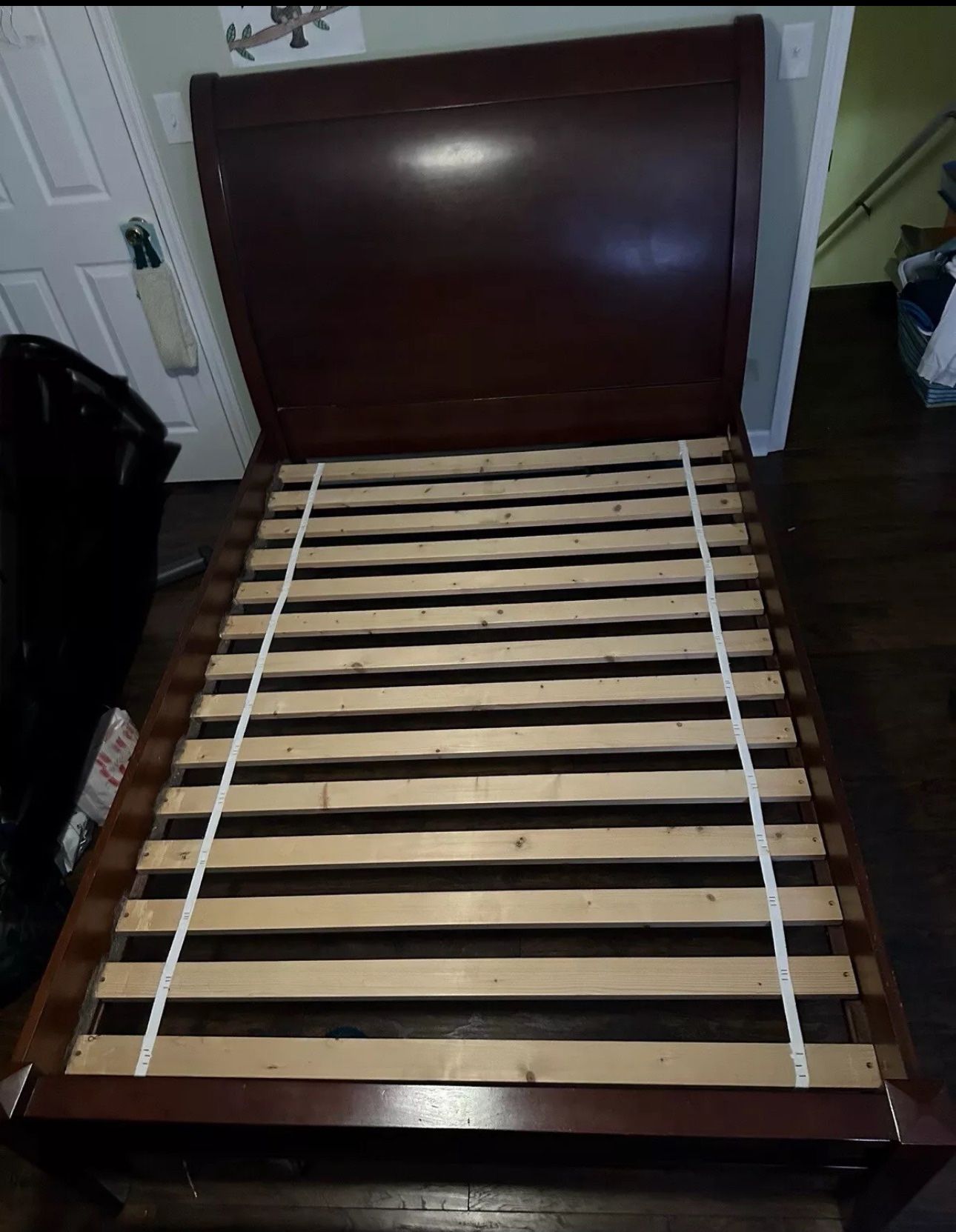 Full Size Pottery Barn Valencia Sleigh Bed