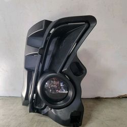2017 2018 2019 TOYOTA HIGHLANDER RIGHT PASSENGER SIDE FOG LIGHT ASSEMBLY OEM