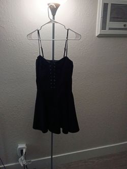 Cute black dress