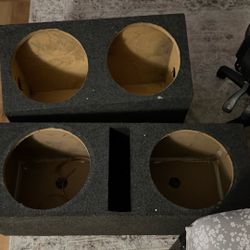 2 Subwoofer Boxes