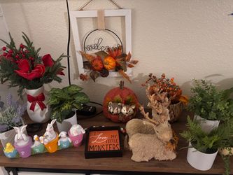 Fall and spring decorations