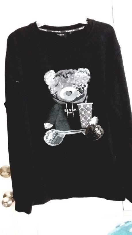 Blvck Paris Teddy Sweater. Size: Large