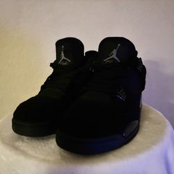 Jordan 4 Black Cats 