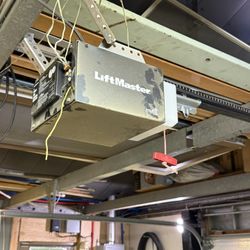 Garage Door Opener 