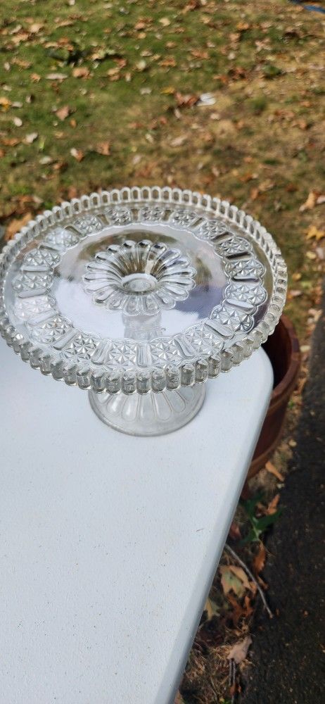 Adam's Cottage Cake Stand