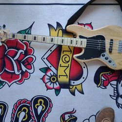 SX Ursa 5 String Bass Left 