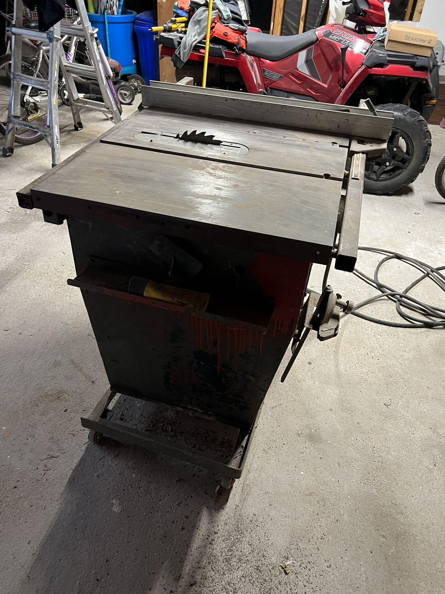 Vega Table Saw
