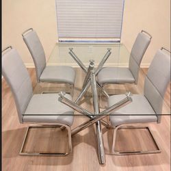 Glass Dining Table Four Chairs / Comedor Cuatro Sillas