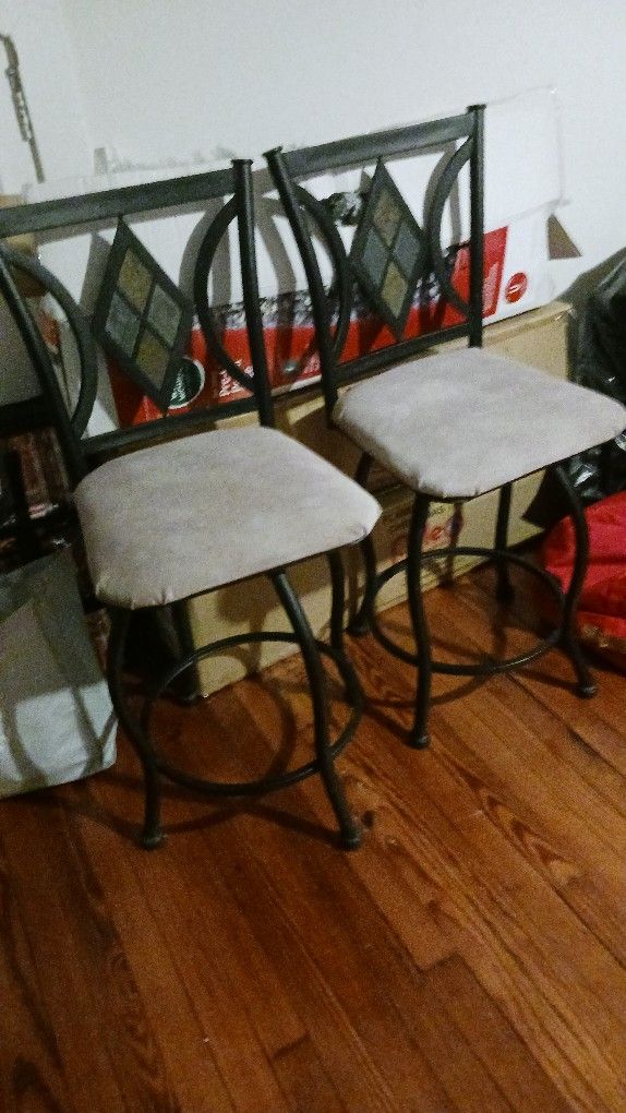 2 Bar Stool Metal Chairs GREAT BUY!