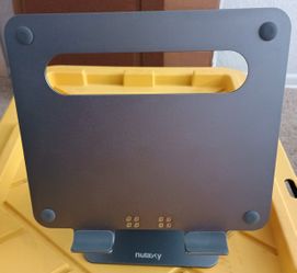Monitor/Tablet stand