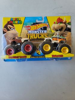 Hotwheels Monster Trucks Donkey Kong VS Bowser