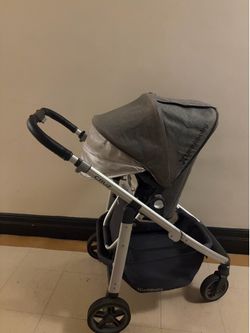 A brand-new UPPAbaby Cruz V2 stroller typically retails for $579.99 to $699.99. Here comes the updated version of the crowd favorite Cruz Stroller! Th