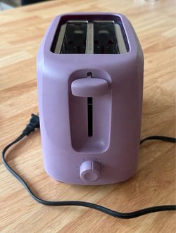 Lavender 2-Slice Toaster - 6 Browning Levels, Removable Crumb Tray - Excellent Condition